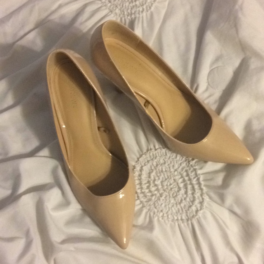 Old Navy Pink pointed pumps